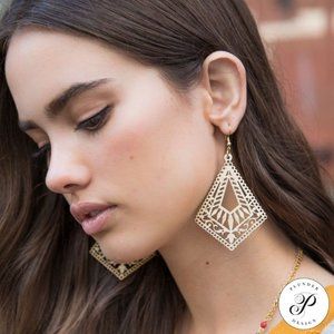 Plunder Design Daylan Earrings